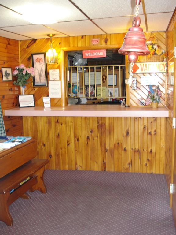 Cedar Grove Motel แอลทูนา ภายนอก รูปภาพ