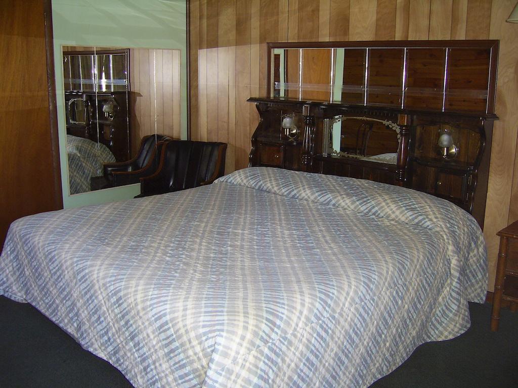 Cedar Grove Motel แอลทูนา ห้อง รูปภาพ